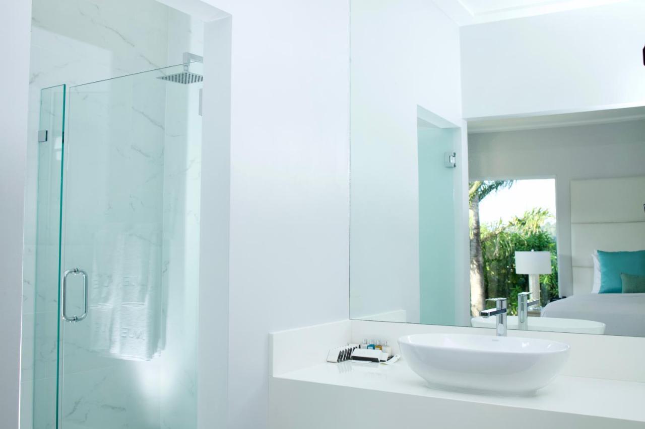 La Vue Boutique Hotel Calliaqua ภายนอก รูปภาพ